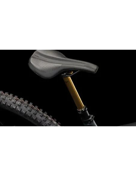 Cube stereo hybrid one44 AT 800